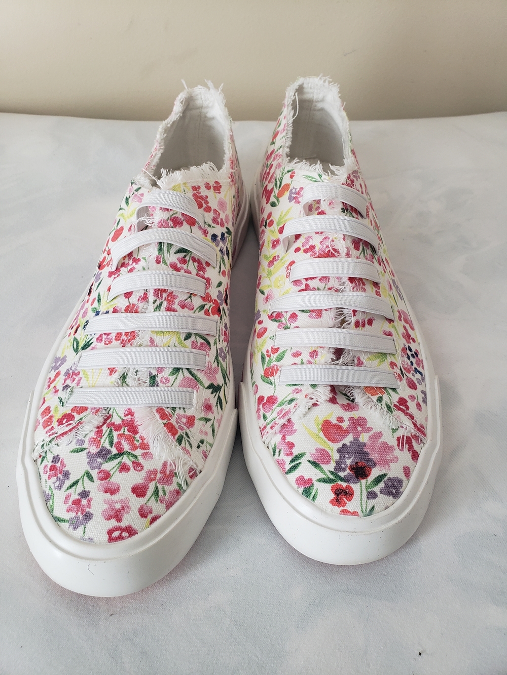 Rocket Dog Floral Canvas Slip-On Sneakers - White/Pink/Green